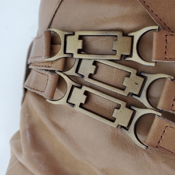 Strappy autumn boots - Picture 12 of 15